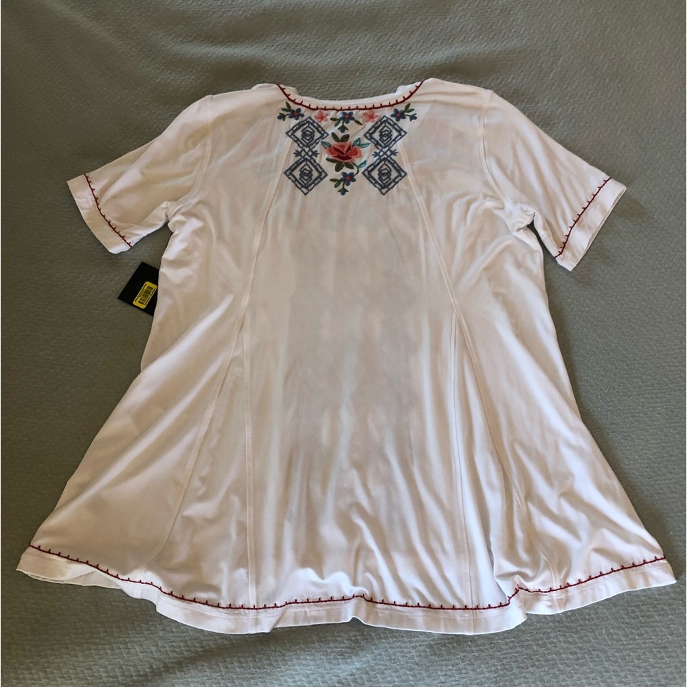Brand new white flowy blouse with embroidery detailing